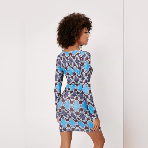 Nasty Down Blue Mod Print Long Sleeve Stretch Cut Out Dress 8 - Picture 3 of 10